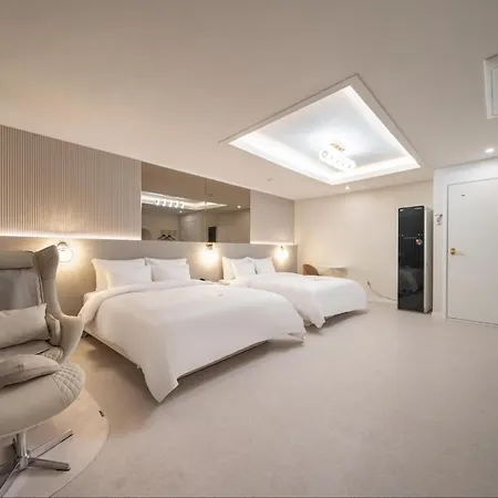 Dk Incheon Airport Hotel